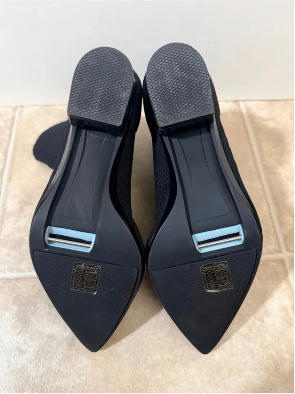 Pashion Footwear Convertible Heels Size 8 Coal Knit Booties